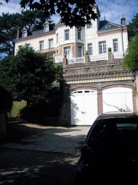Chambres D'Hotes Les Charmettes Etretat Exterior photo